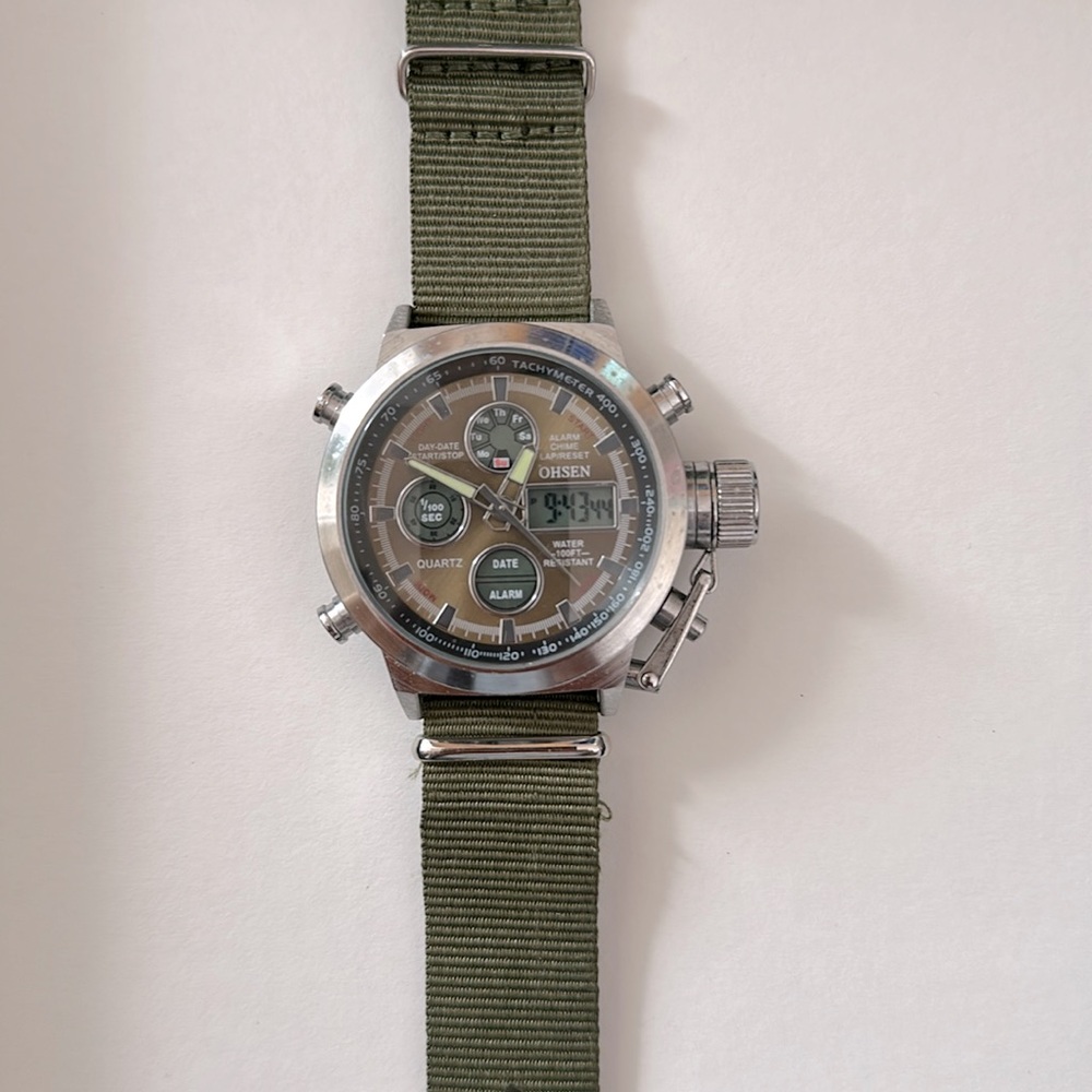 Ohsen Men's Military Army Green and Silver Watch Quartz Nylon Wristband - Picture 2 of 9